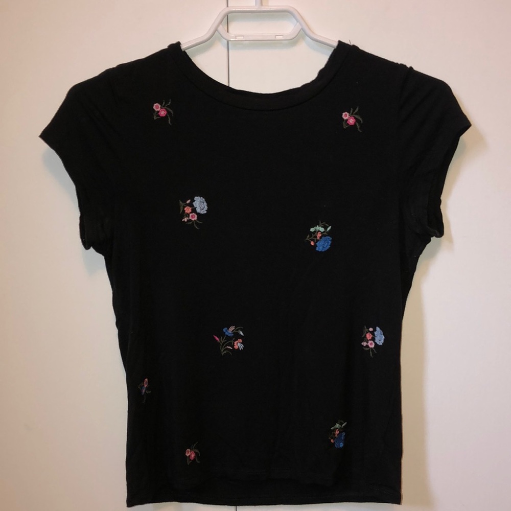 American Eagle (Soft & Sexy) Floral Teeshirt